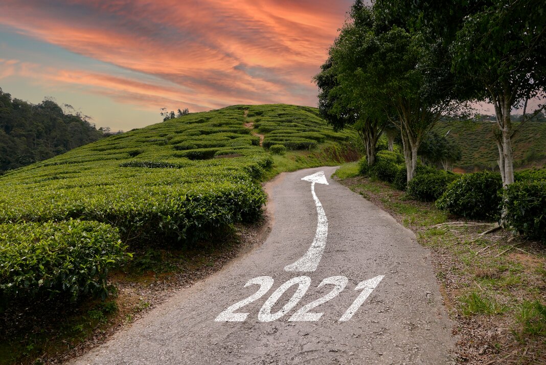 A road with the word 2021 written on it.